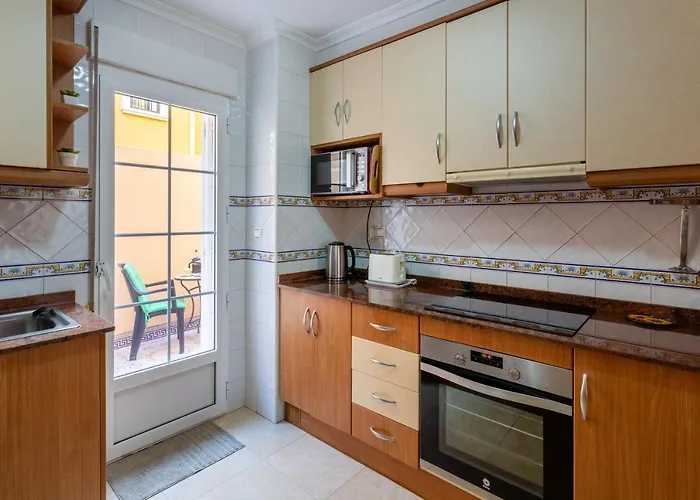 Beautiful 3 Bed In Hébergement de vacances *