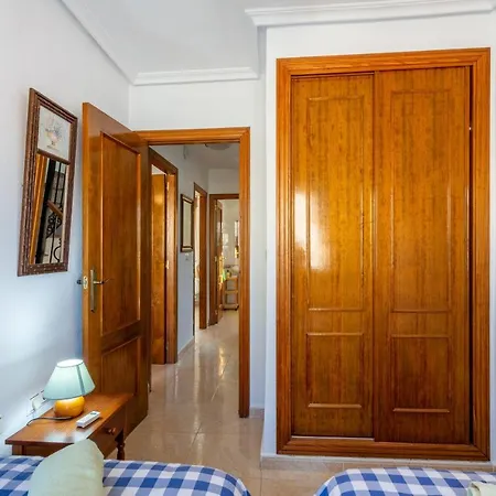 Beautiful 3 Bed In Holiday home Torrevieja
