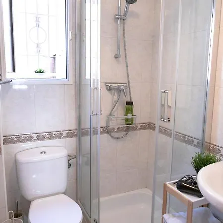 Beautiful 3 Bed In * 또레비에하